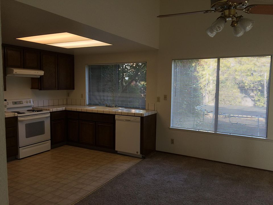 2nd image of 6214 Abbeyfield Ct