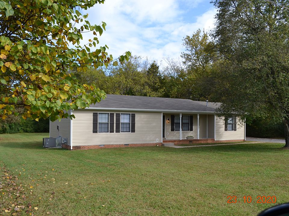 1st image of 2388 River Oaks Dr