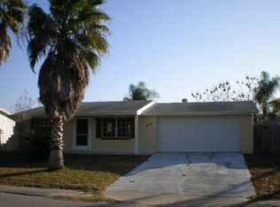 9236 Mark Twain Ln, Port Richey, FL 34668
