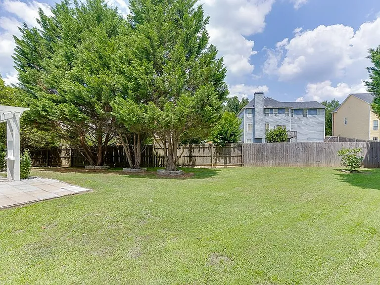 2464 Laurelfield Dr — Photo 40