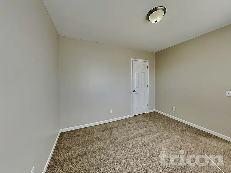 5400 Peachwood Dr — Photo 9