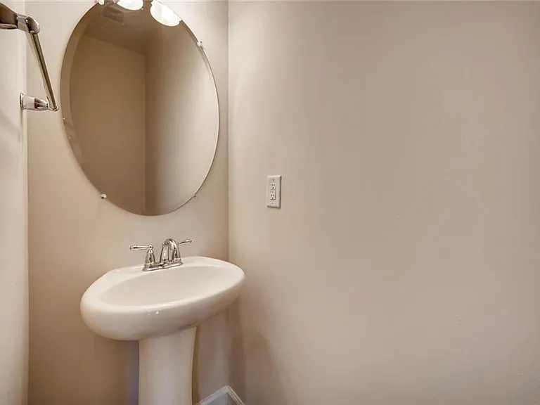 2255 Emerald Sky Dr — Photo 11