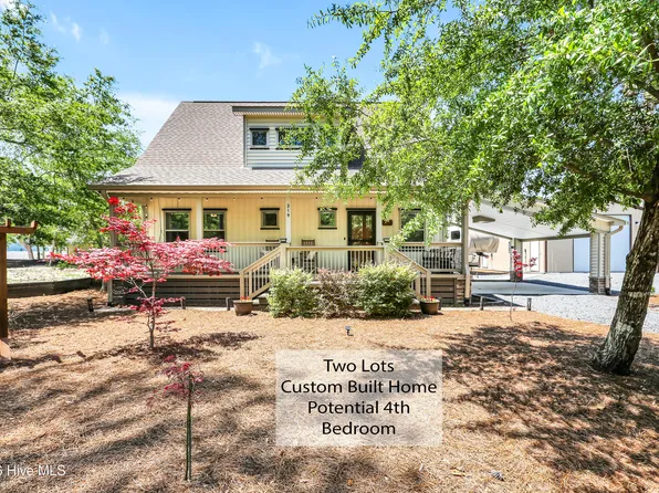 319 NE 42nd Street, Oak Island, NC 28465