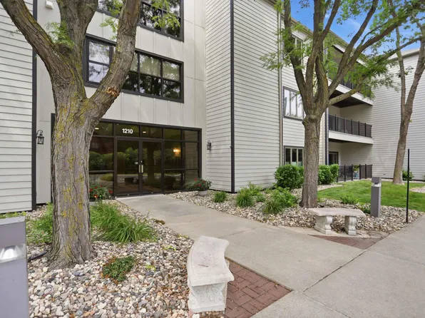 1210 W 57th St APT 305, Sioux Falls, SD 57108