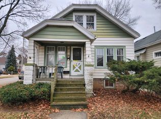 6703 Vista Ave, Wauwatosa, WI 53213