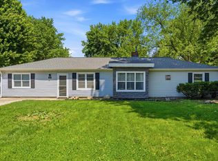 2228 Terrace Dr, Cedar Falls, IA 50613