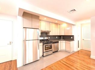 25-35 38th St #2I, Astoria, NY 11103