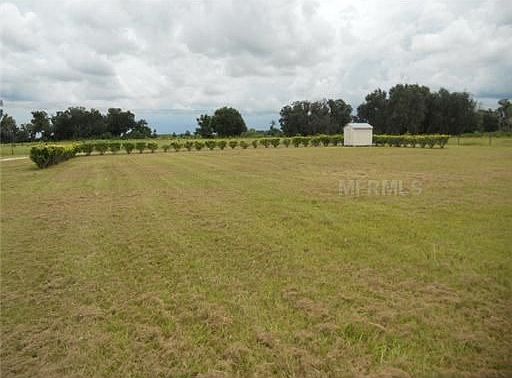 2nd image of 10687 Cr 469