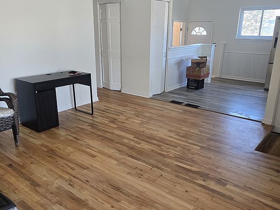 4th image of 6251 Norborne Ave