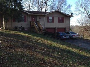 1322 Barry Rd, Anniston, AL 36206