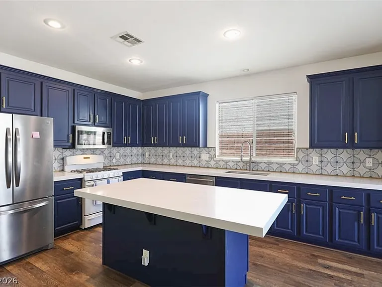 11057 Village Crest Ln — Photo 9