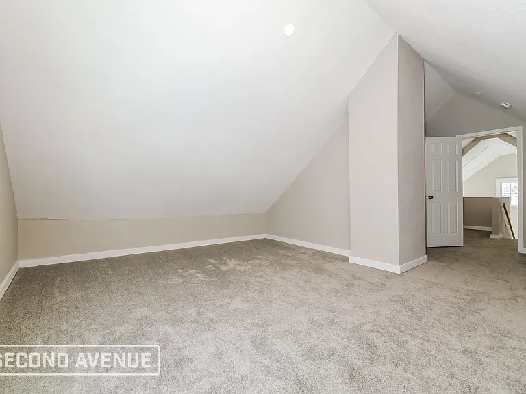 3525 Wayne Ave — Photo 15