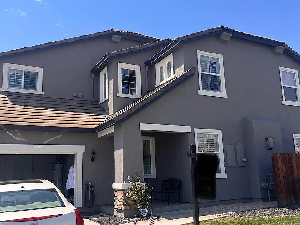 4284 Slifer Dr