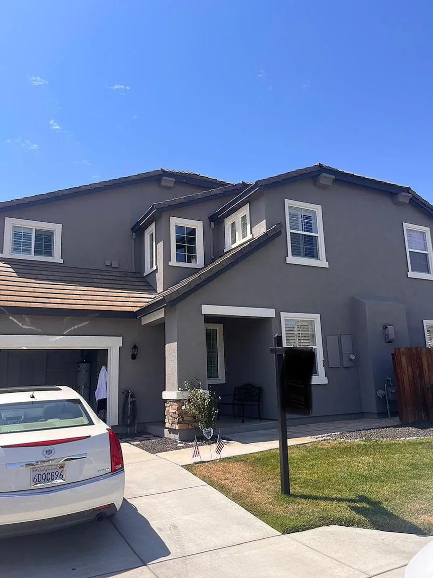 4284 Slifer Dr photo 1