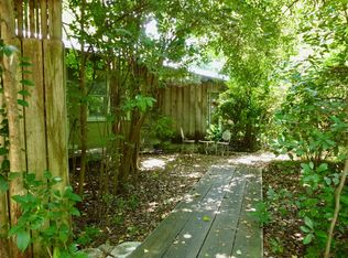 305 Brentwood St #A, Austin, TX 78752