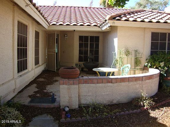 3rd image of 4333 E Woodland Dr