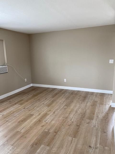 1st image of 11717 209th St #1/2