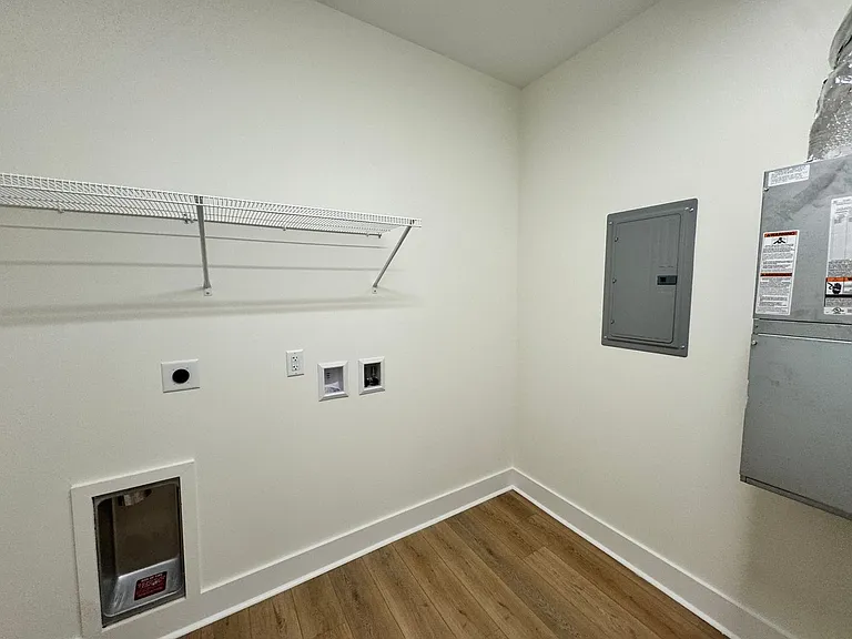 420 Capstone Dr #207 — Photo 12