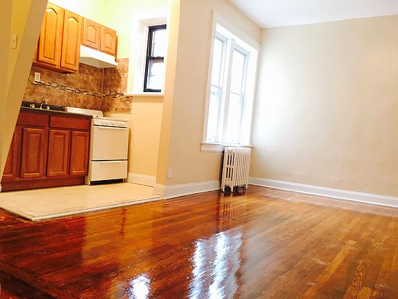 2nd image of 227 N Oraton Pkwy APT 305