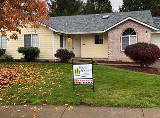 564 NE Clark Ct, McMinnville, OR