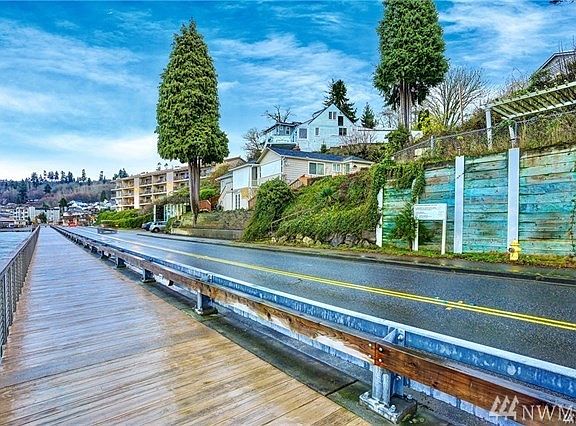 4th image of 28412 Redondo Beach Dr S