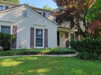 6534 Windmill Ln, West Bloomfield, MI, 48324