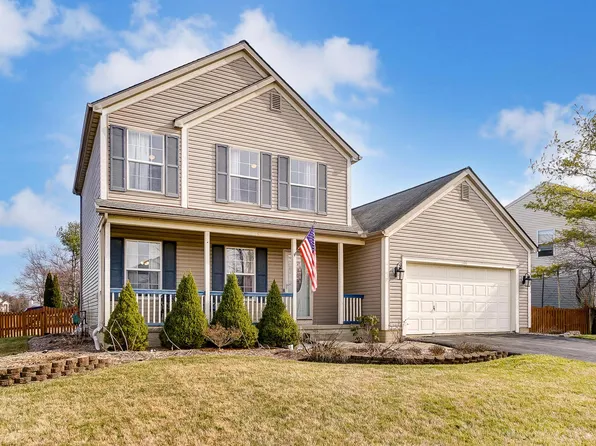 300 Edgemont Ct, Pataskala, OH 43062