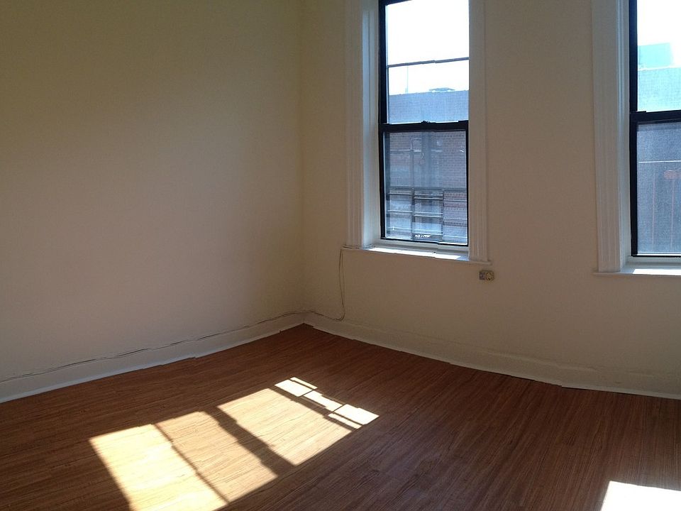 2nd image of 3808 Astoria Blvd APT 2