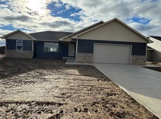 4653 Richard Ln, Green Bay, WI 54313