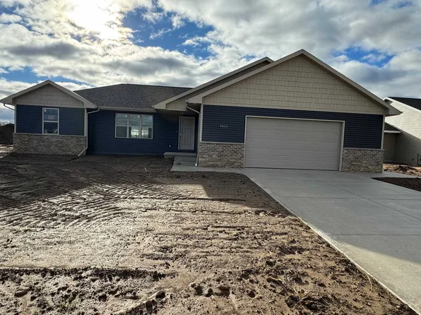 4653 Richard Ln, Green Bay, WI 54313