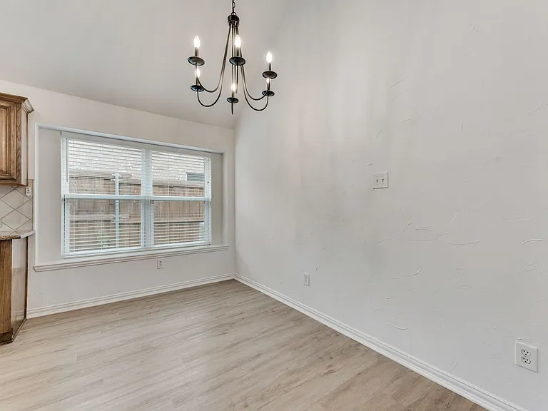 4008 Daden Oaks Dr — Photo 9