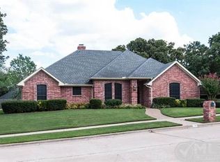 1739 Timber Ridge Cir, Corinth, TX 76210