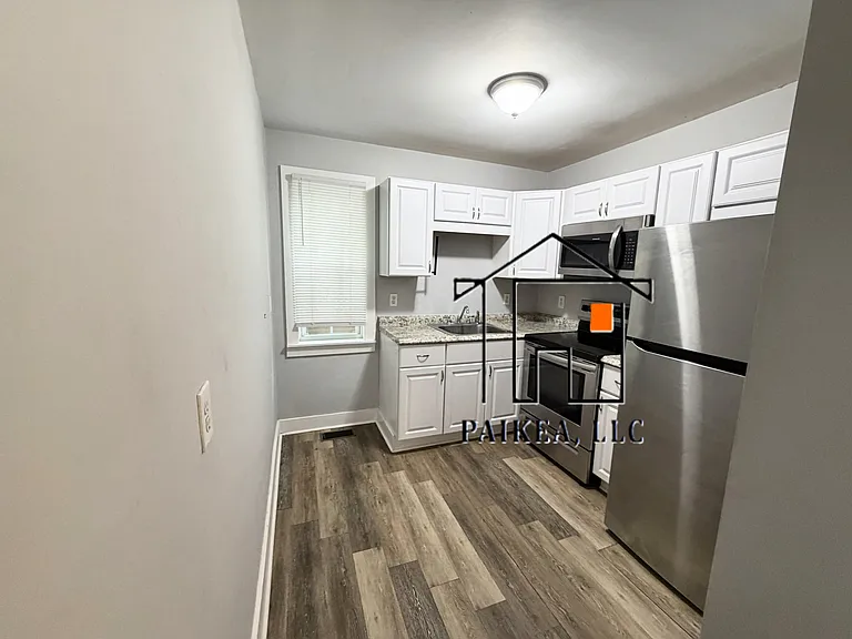 1503 Barnard St #A — Photo 7