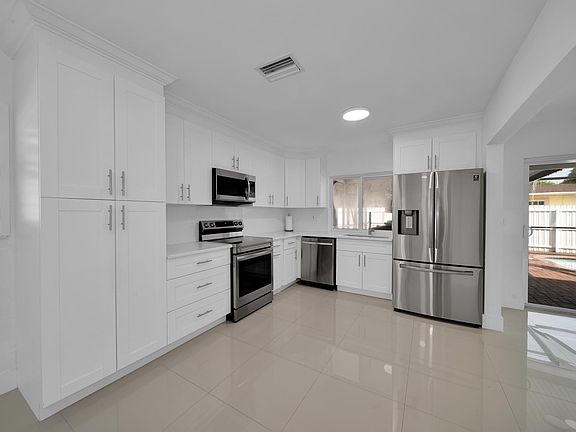 3rd image of 6371 SW 10 Court