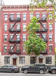 428 West 48th Street in Hell&#39;s Kitchen