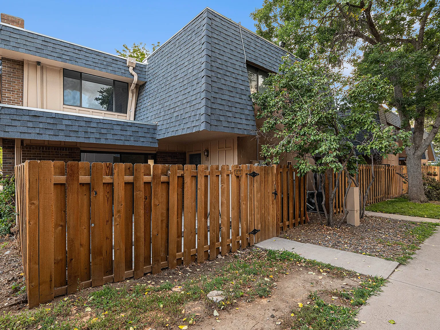 7995 E Mississippi Ave — Photo 3