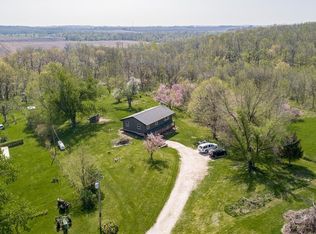 1957 Quiet Ln, Marion, IA 52302