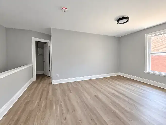 2 bed, 1.0 bath, 850 sqft, $1,895 — Photo 4