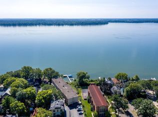 1029 Spaight St APT 4C, Madison, WI 53703