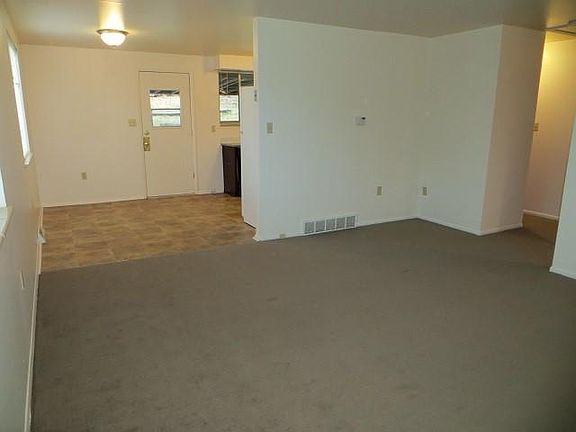 Same floorplan, different unit