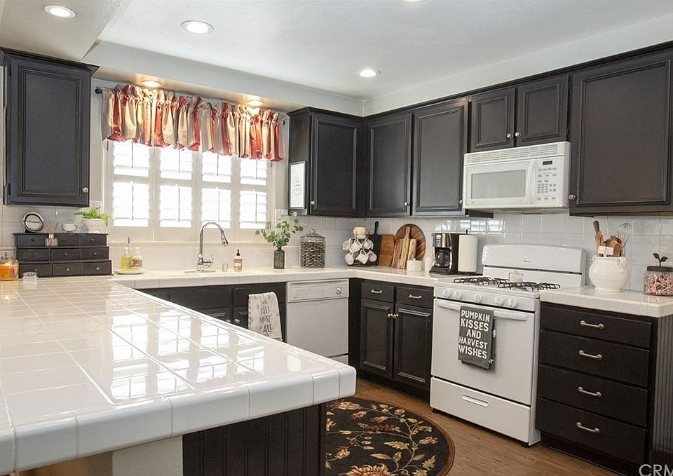 1st image of 3694 Valle Vista Dr