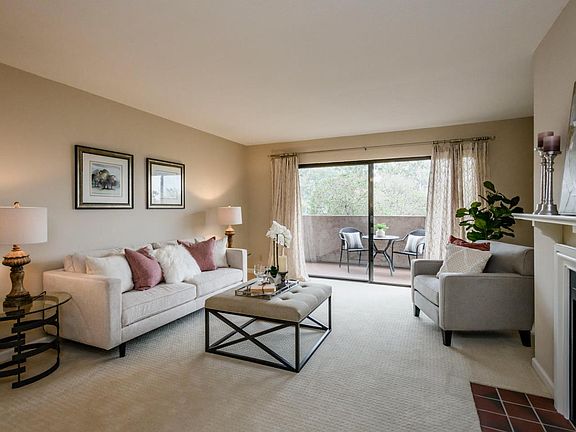 5th image of 1031 Cherry Ave APT 2