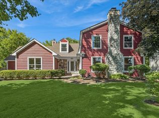 441 Appley Ave, Libertyville, IL 60048