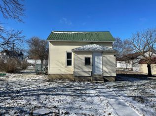 104 S Elm St, Loda, IL 60948