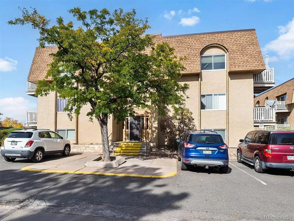 7625 E Quincy Ave #202