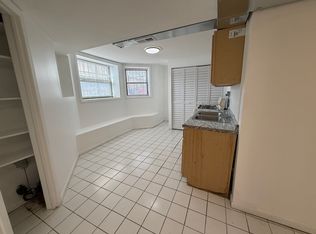 921 S Laflin St #G, Chicago, IL 60607