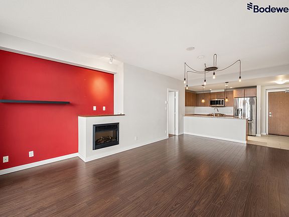 5th image of 280 Ross Dr