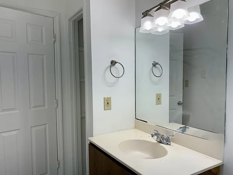 90 Providence Rd #A — Photo 16