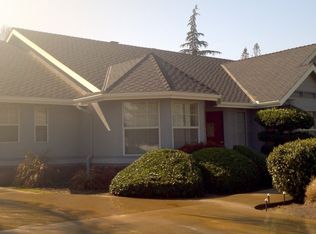 4211 W Orchard Ct, Visalia, CA 93277