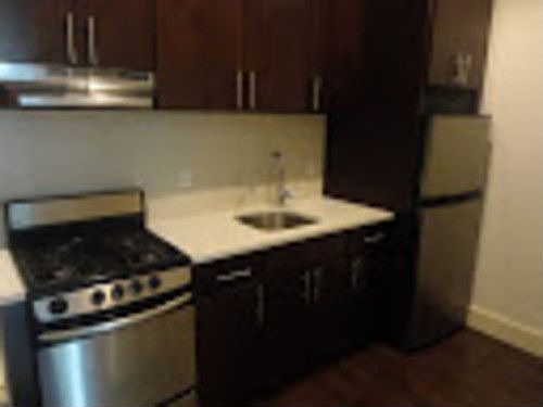 2nd image of 570 Jefferson Ave APT 5